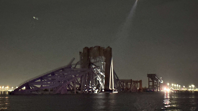 В американском Балтиморе обрушился мост / Фото: WBFF