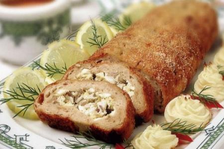 мясной рулет из фарша