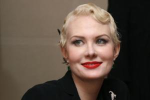 Литвинова