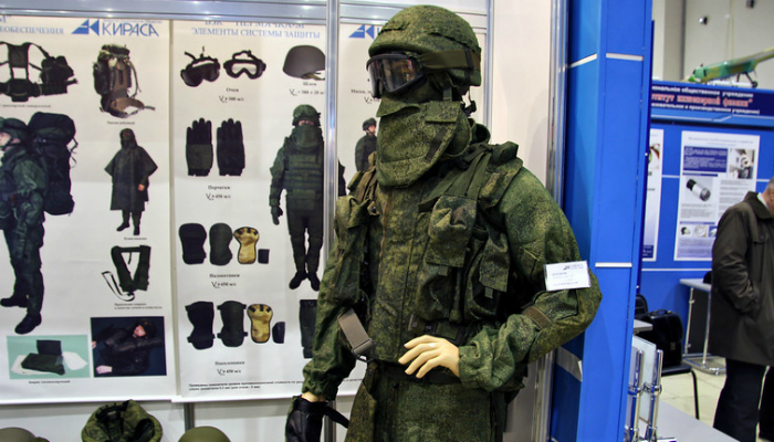 РУССКАЯ ДЕВУШКА В ЗАЩИТНОМ КОСТЮМЕ РАТНИК ИДЁТ ПО МИННОМУ ПОЛЮ СКАЧАТЬ БЕСПЛАТНО РУССКАЯ ДЕВУШКА В ЗАЩИТНОМ КОСТЮМЕ РАТНИК ИДЁТ ПО МИННОМУ ПОЛЮ СКАЧАТЬ БЕСПЛАТНО