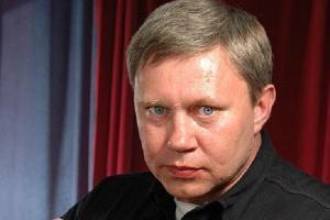 актер