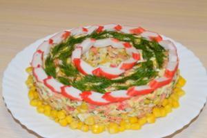 «Новенький» салат с крабовыми палочками