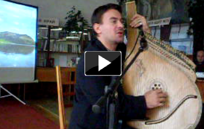 Играет и поет Василий Лютый_Рубежное 