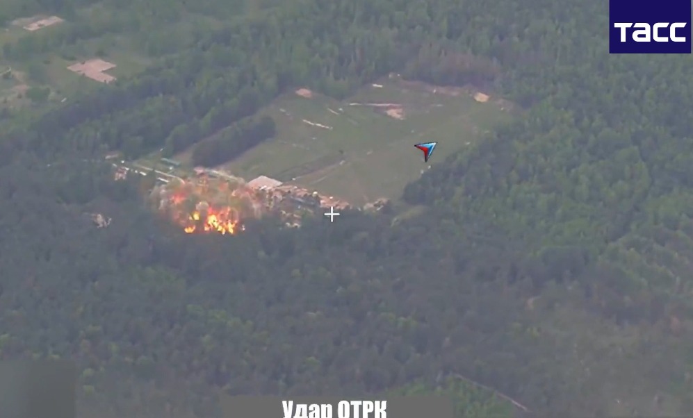 Ракетный удар по военному полигону в Сумской области / Скриншот с видео