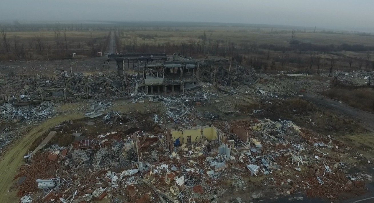 руины международного аэропорта "Луганск"