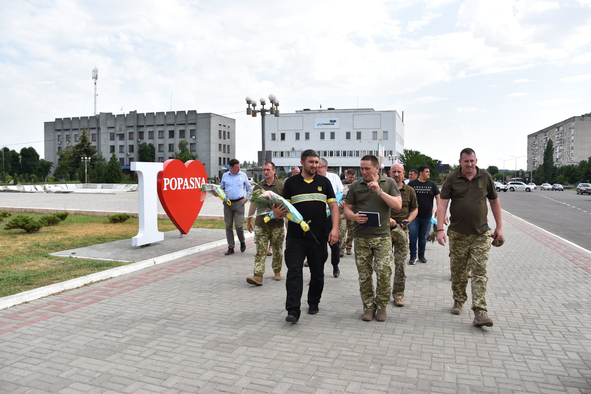 послы посетили города на Донбассе