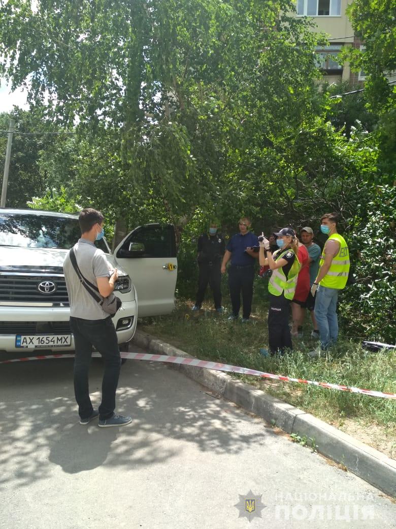 В Харькове киллер стрелял в одного из руководителей "Нацкорпуса"