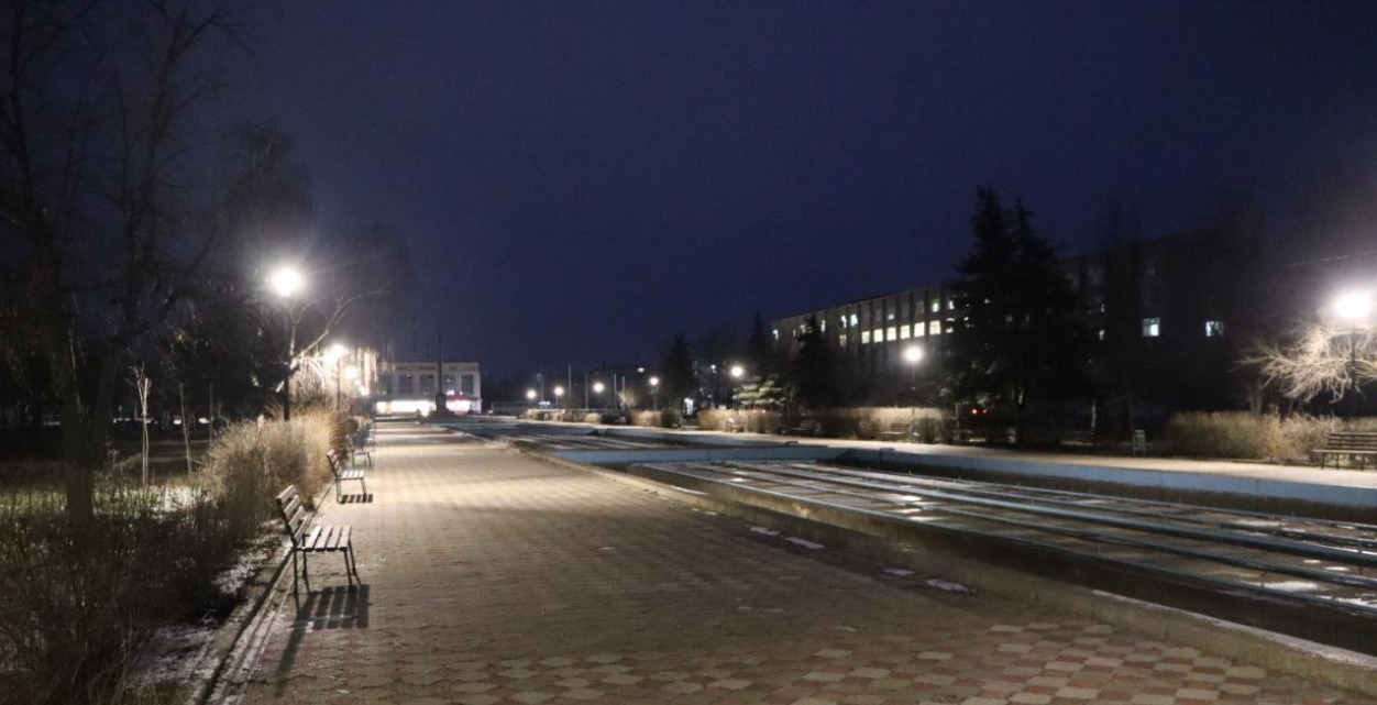 Власти Северодонецка похвастались, что в городе появилось уличное освещение