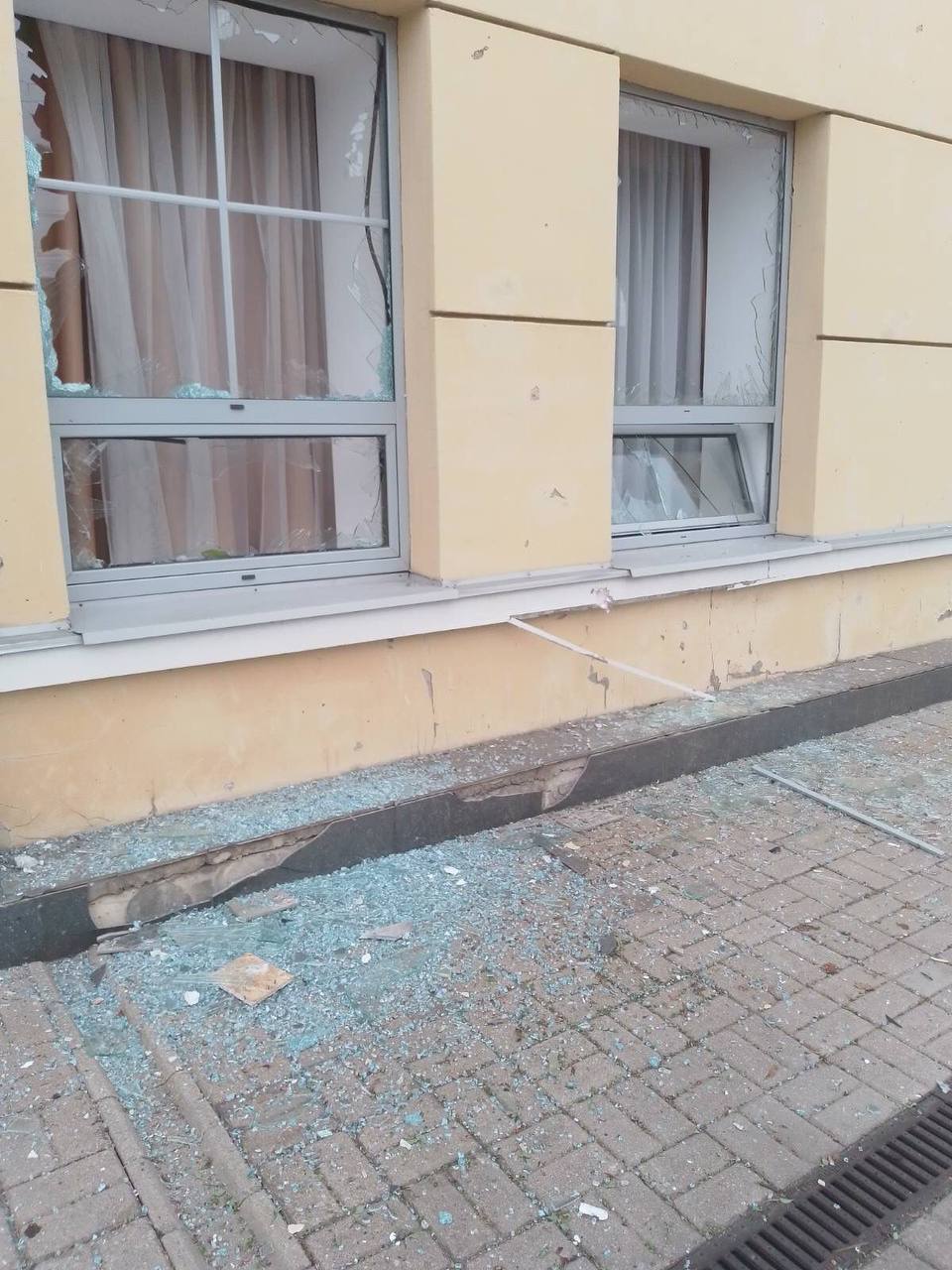 Последствия вражеского удара по ж/д инфраструктуре