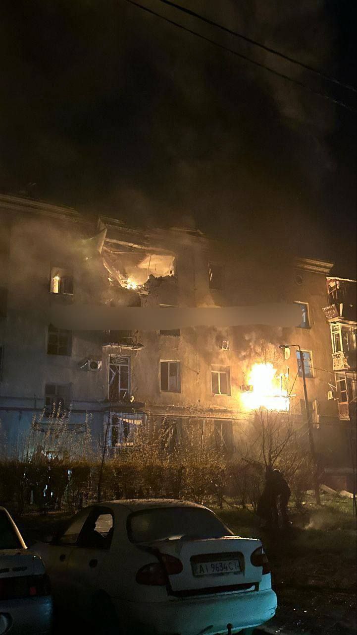 Удар БПЛА по жилому дому в Краматорске