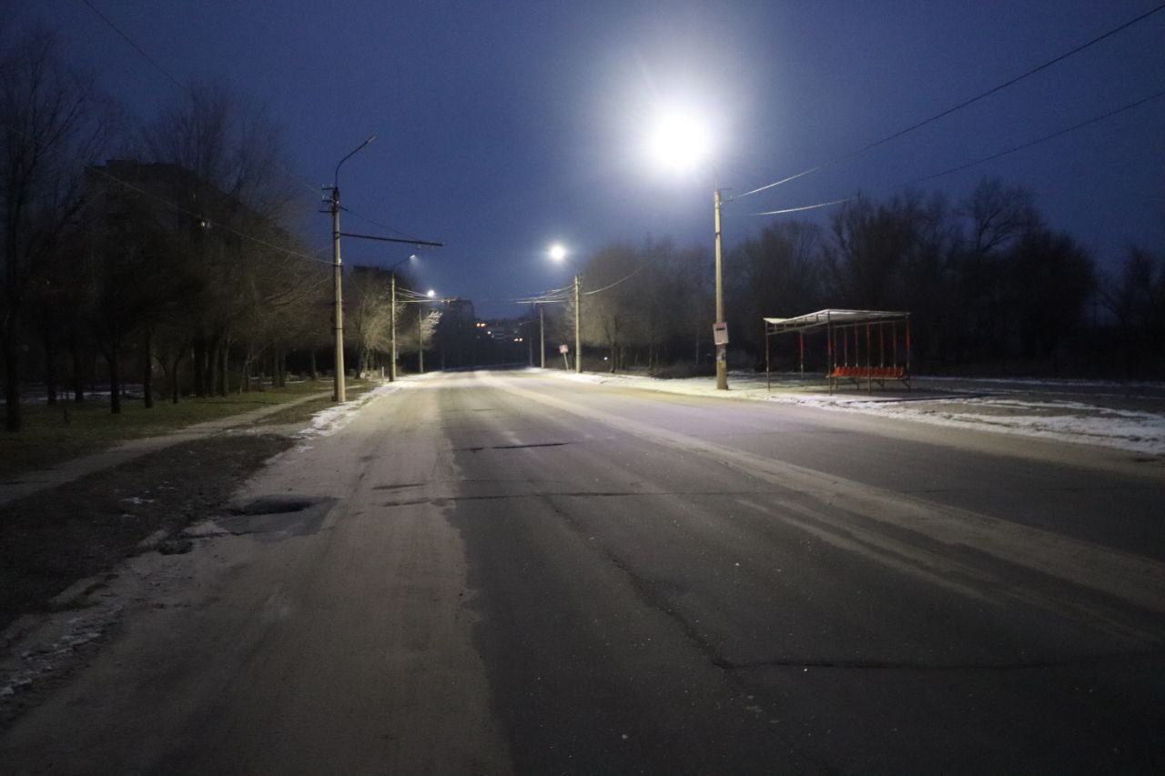 Власти Северодонецка похвастались, что в городе появилось уличное освещение