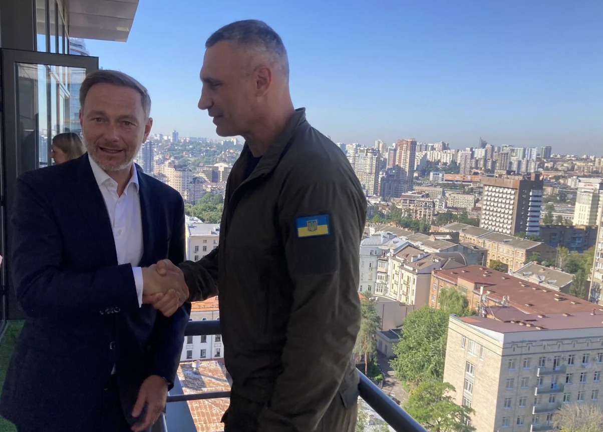 В Украине с официальным визитом находится министр финансов Германии