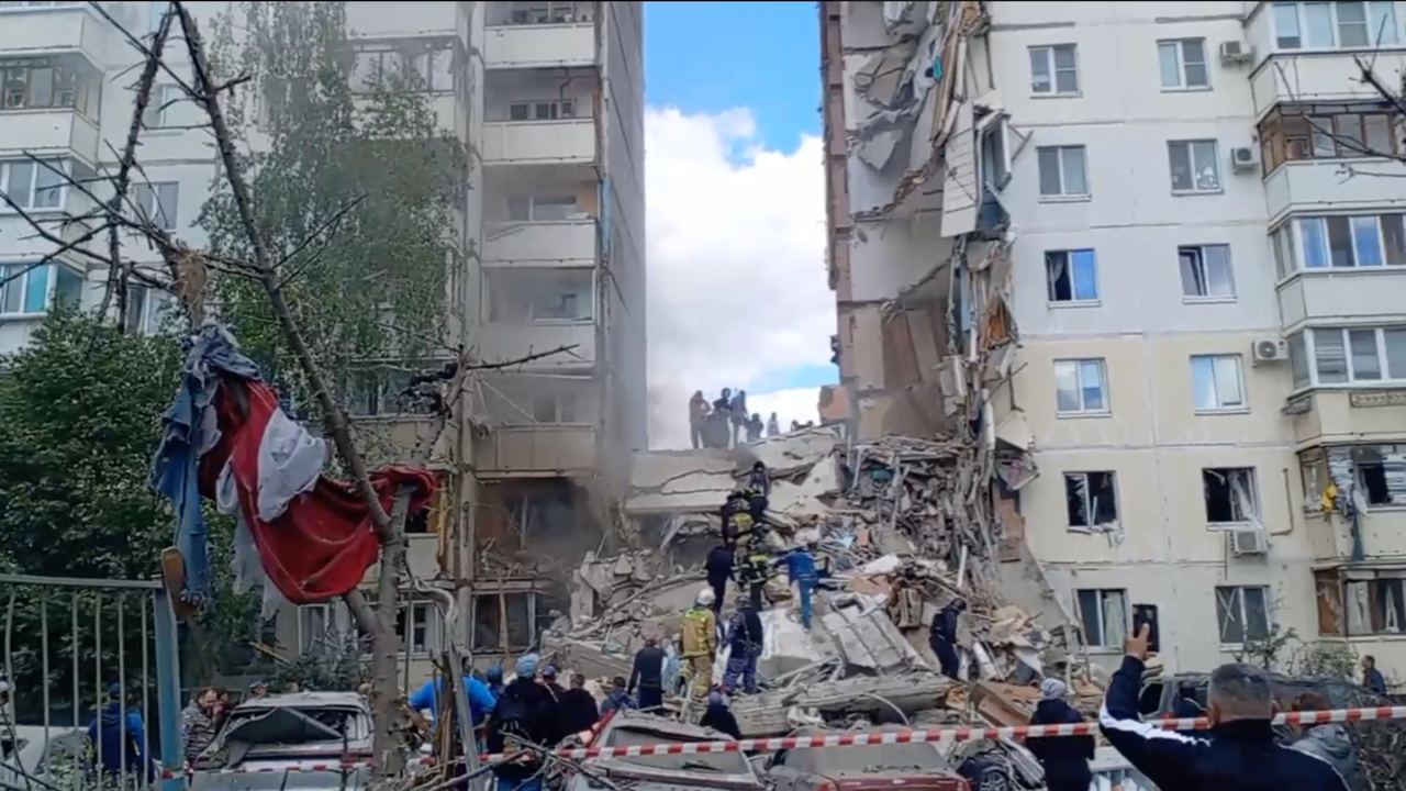 В Белгороде обрушился подъезд 10-этажного жилого дома