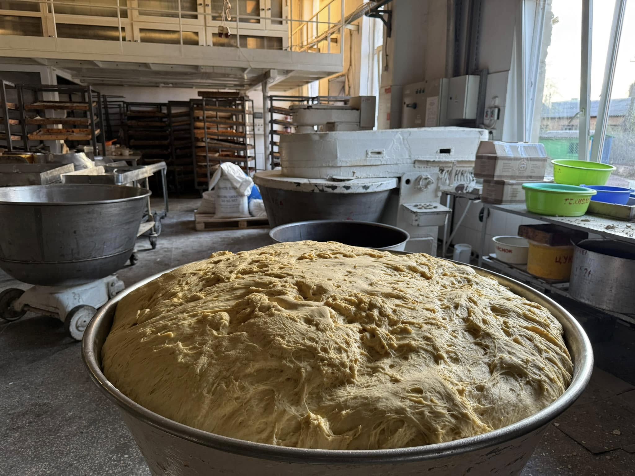 БПЛА атаковали гражданское предприятие в Сумах