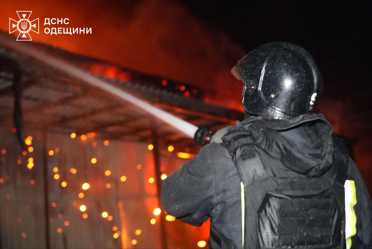 Оккупанты ударили беспилотниками по Одессе 