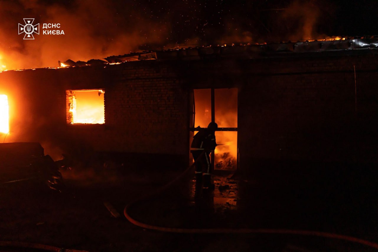 Последствия атаки БПЛА на Киев