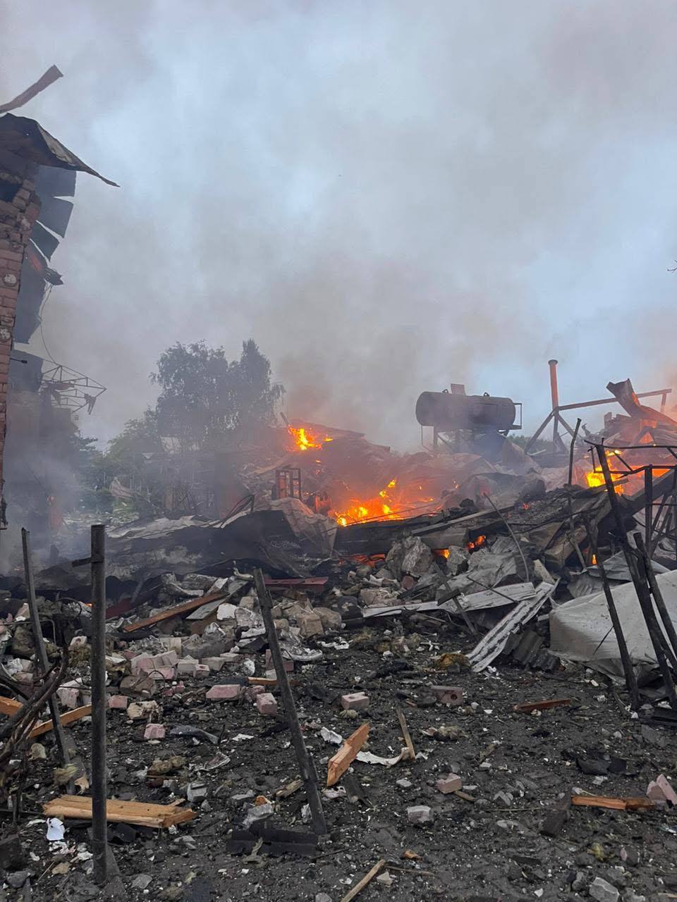 Последствия российского удара по Киевской области