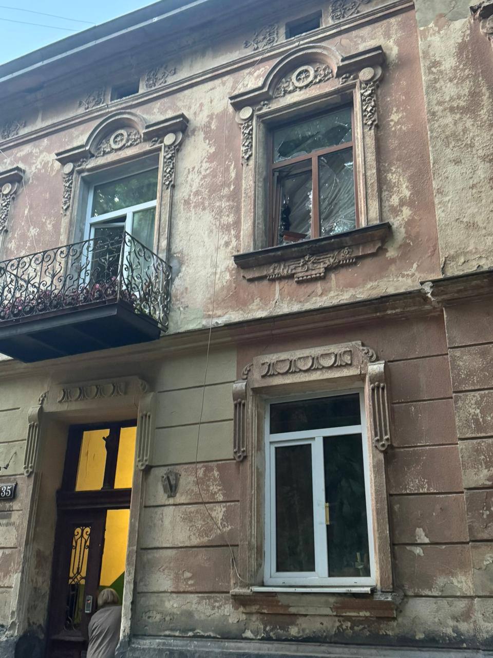 Последствия ночной атаки на Львов