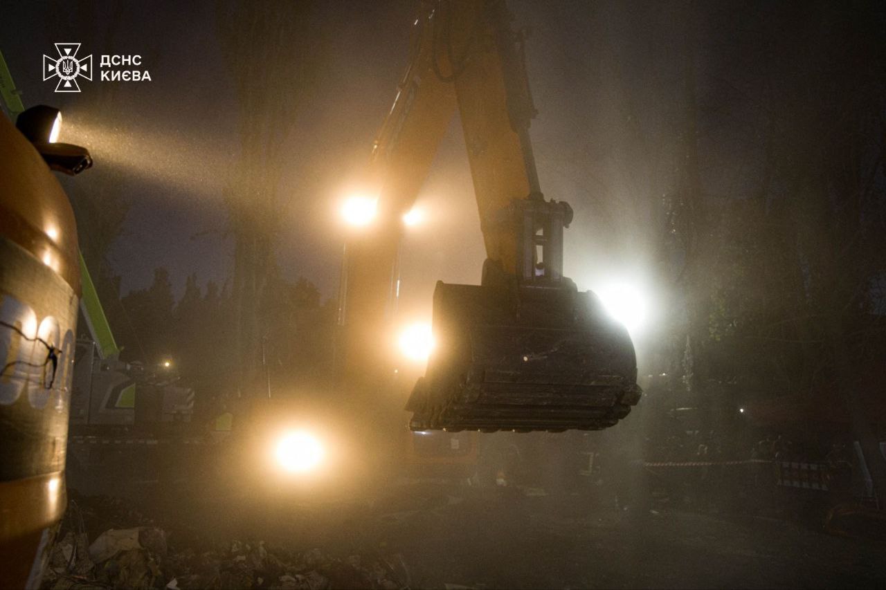 Число жертв российского удара по Киеву резко взросло