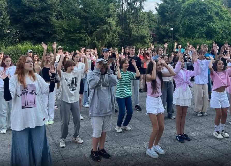 Дети Лисичанской общины оздоравливаются на Закарпатье