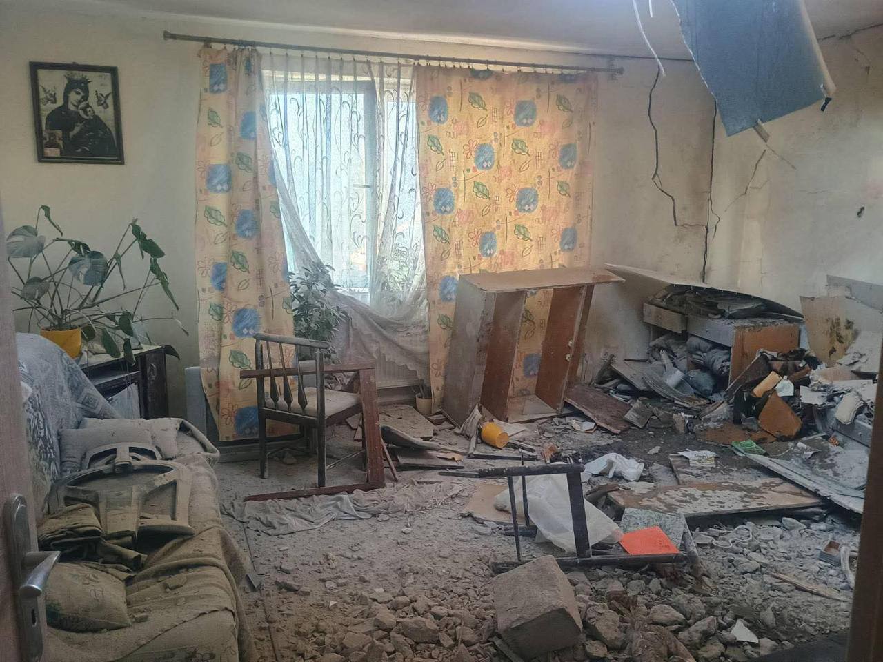 В Польше обломки российского беспилотника попали в жилой дом