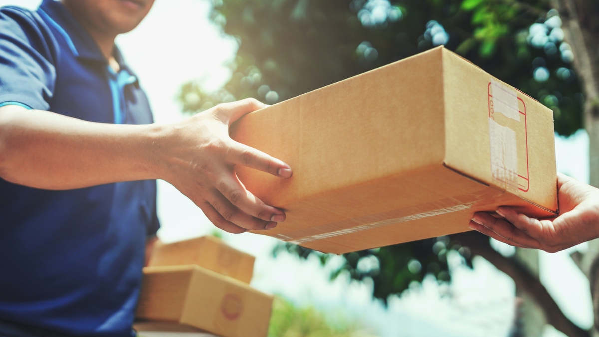 посилка в Америку з України