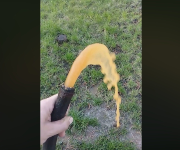 вода
