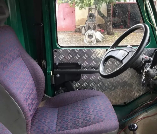 авто