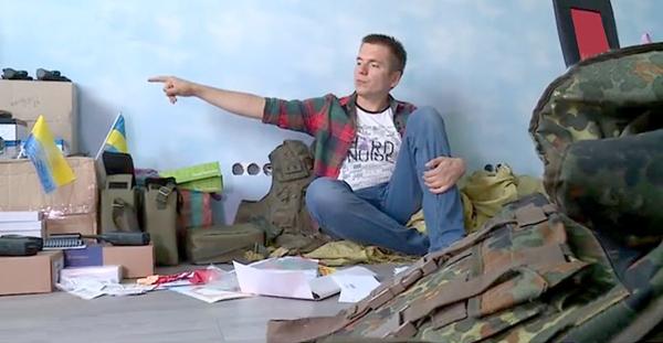 Волонтер Виталий Дейнега