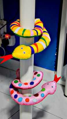 игрушка-змея