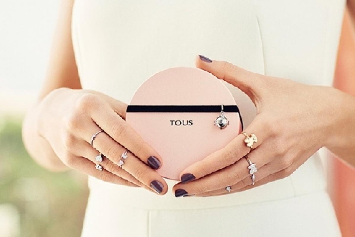 TOUS