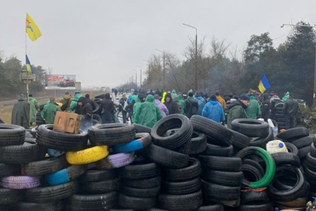 жители Энергодара не пустили российских военных в город