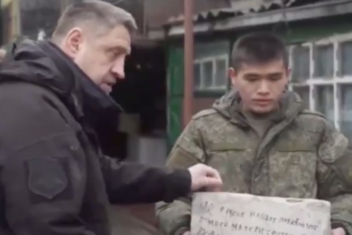 кирпич
