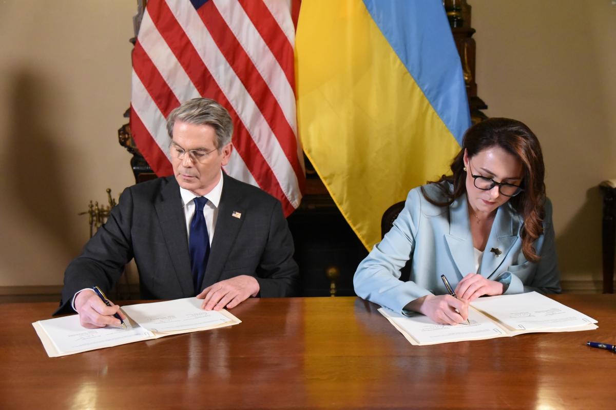 Украина и США подписали соглашение о недрах