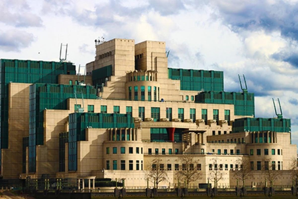 Здание Секретной разведывательной службы MI6