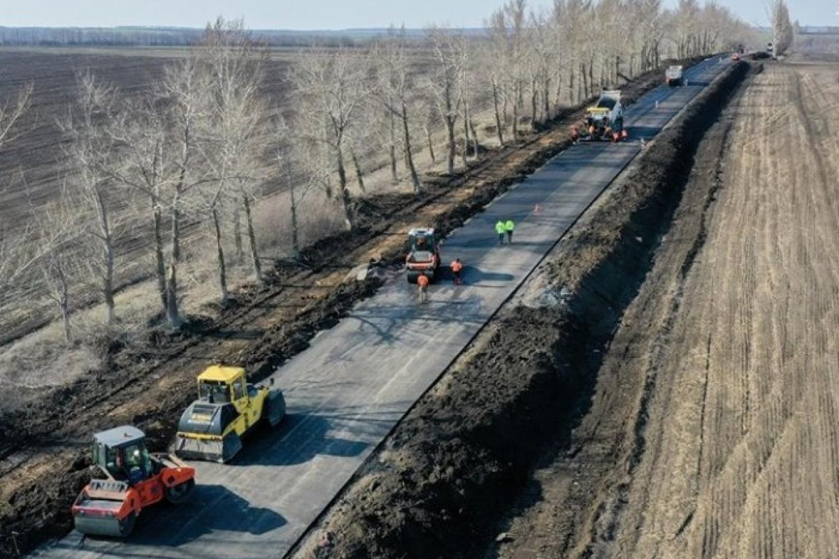 На Луганщине отремонтируют 183 километра дорог за счет средств из МБРР и ЕИБ