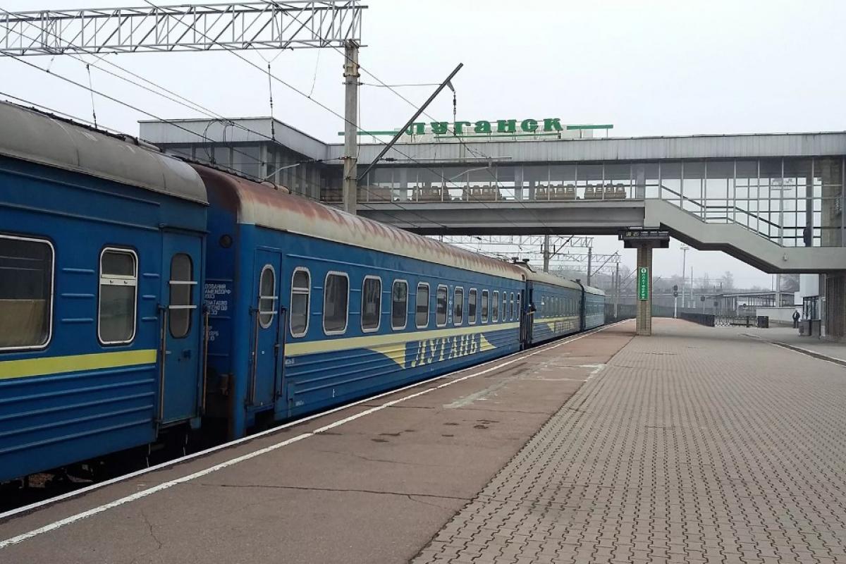 На оккупированной Луганщине остановлено движение пригородных поездов