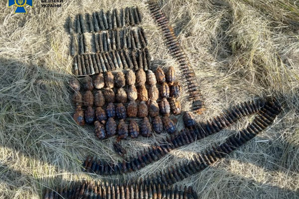 На Луганщине схроны боевиков с боеприпасами обнаружены на дне обмелевших водоемов