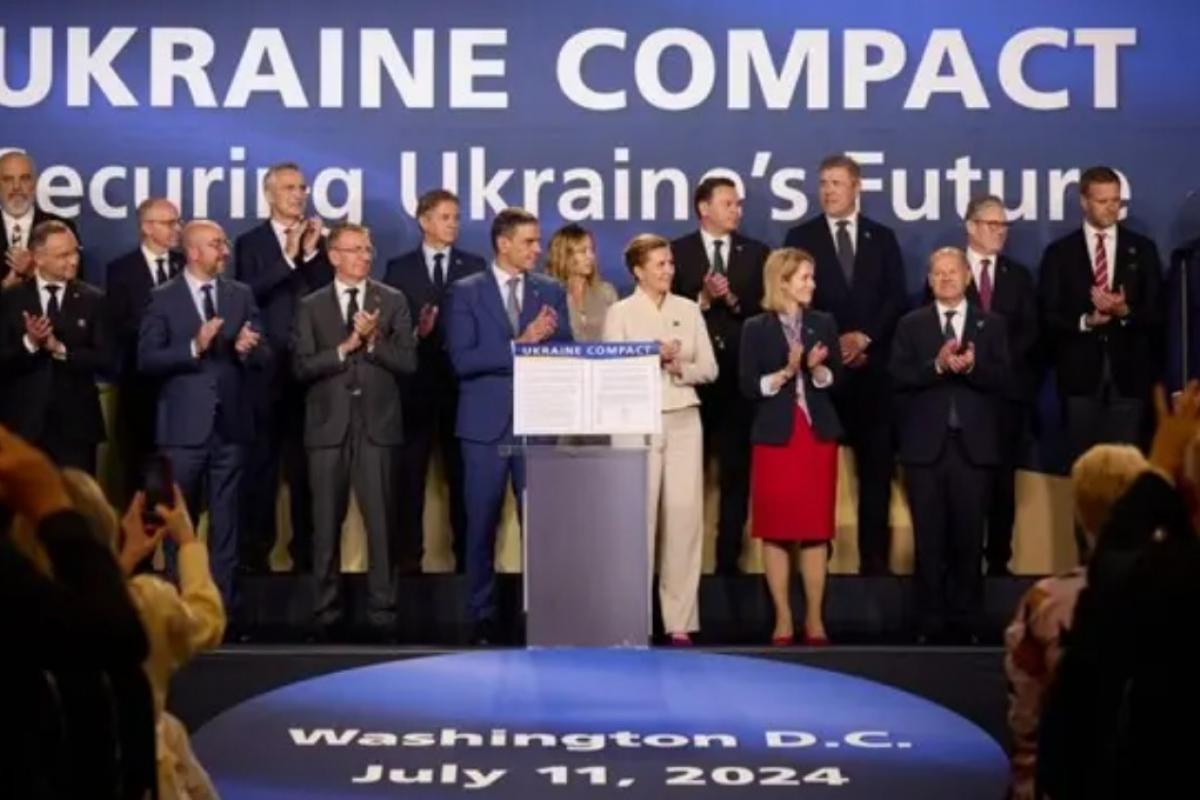 На саммите НАТО подписан "Украинский компакт" безопасности