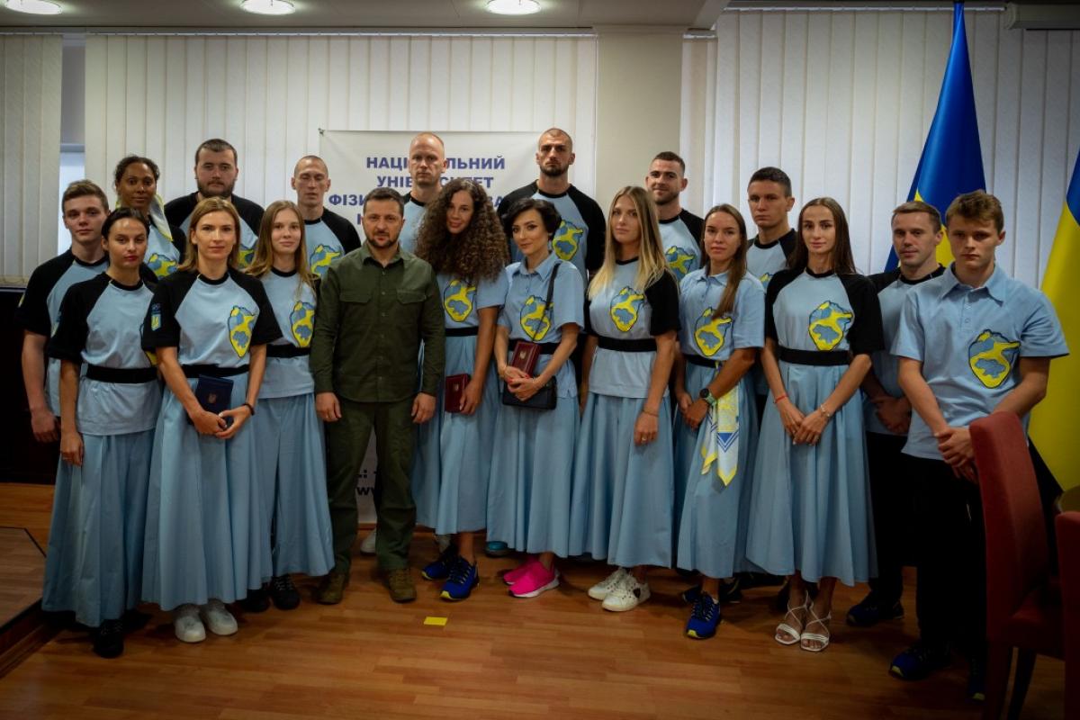 Зеленский встретился с украинскими спортсменами