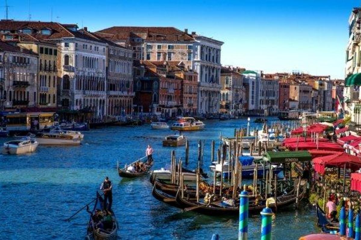 Венеция, туристы, налоги