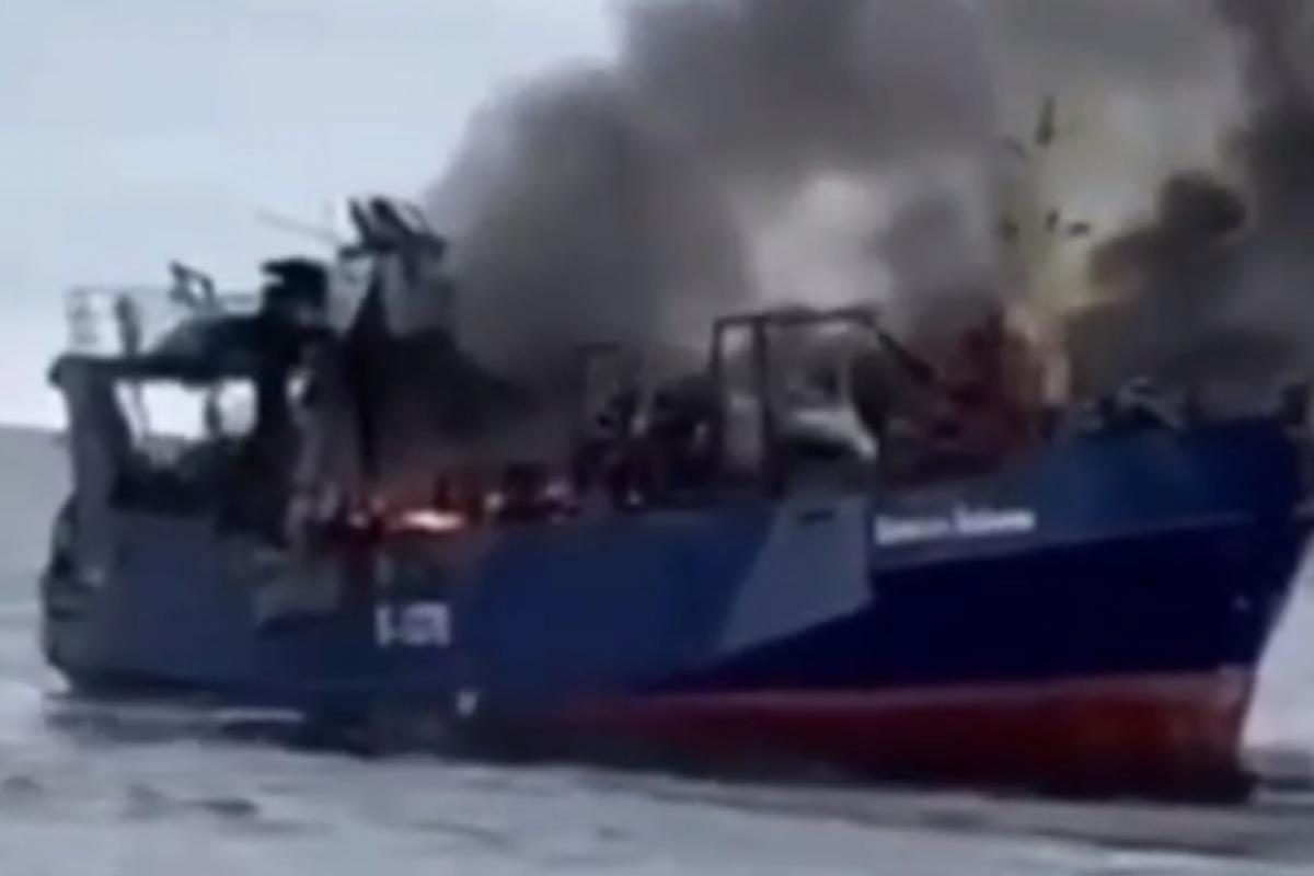 Во время учений Балтийского флота россияне "случайно" ударили ракетой по рыболовецкому траулеру