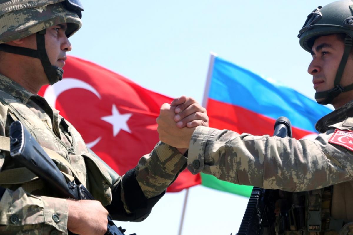 Парламент Турции одобрил отправку войск в Азербайджан