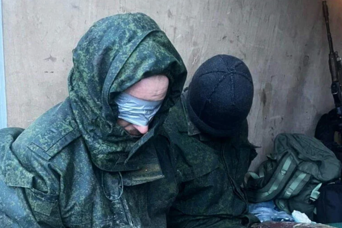 Под Купянском пограничники взяли в плен двух "мобиков" из "ЛНР"