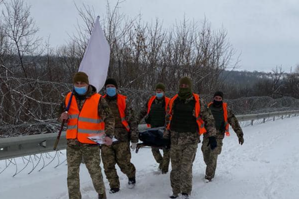 Боевики вернули тело военнослужащего ВСУ