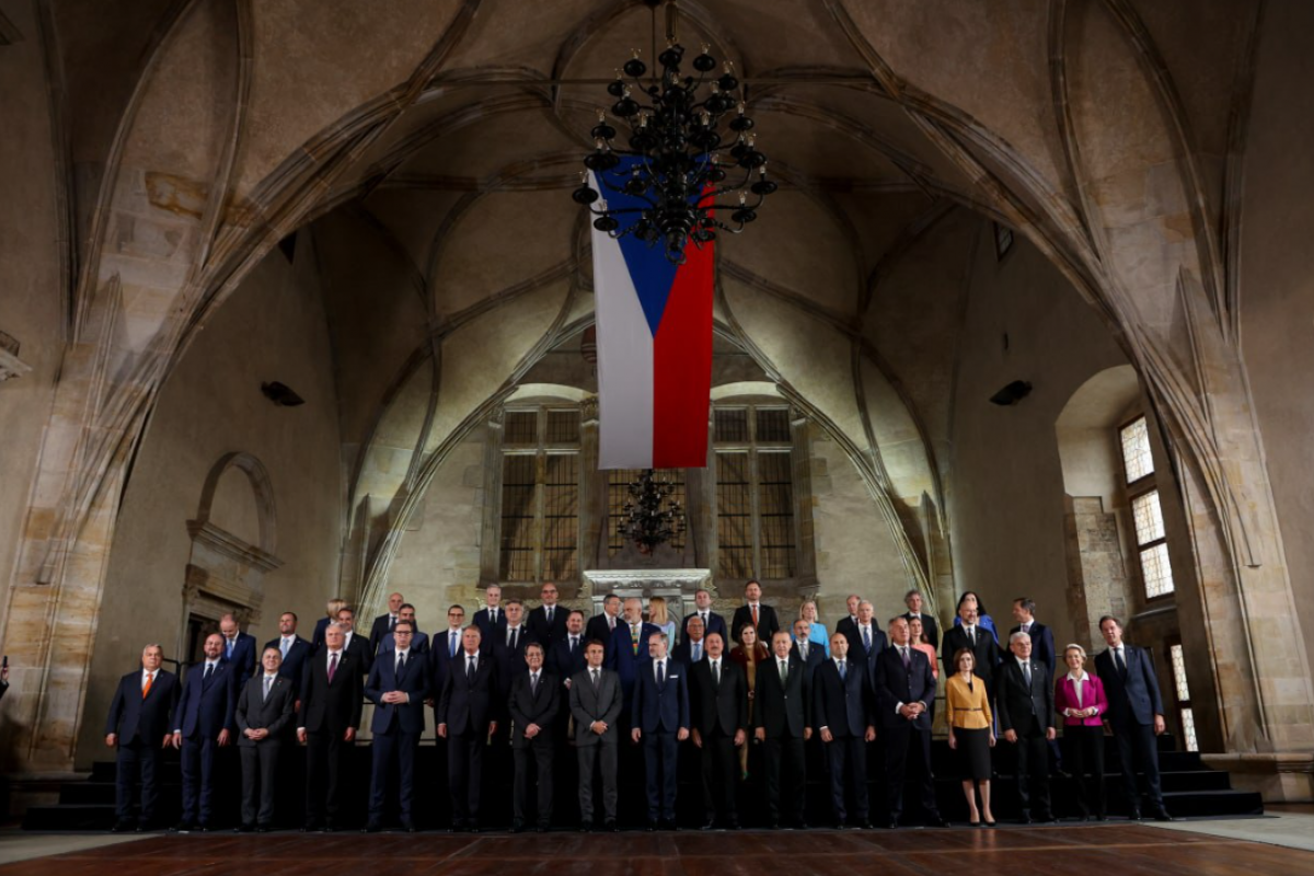 В Праге открылся первый саммит Европейского политического сообщества