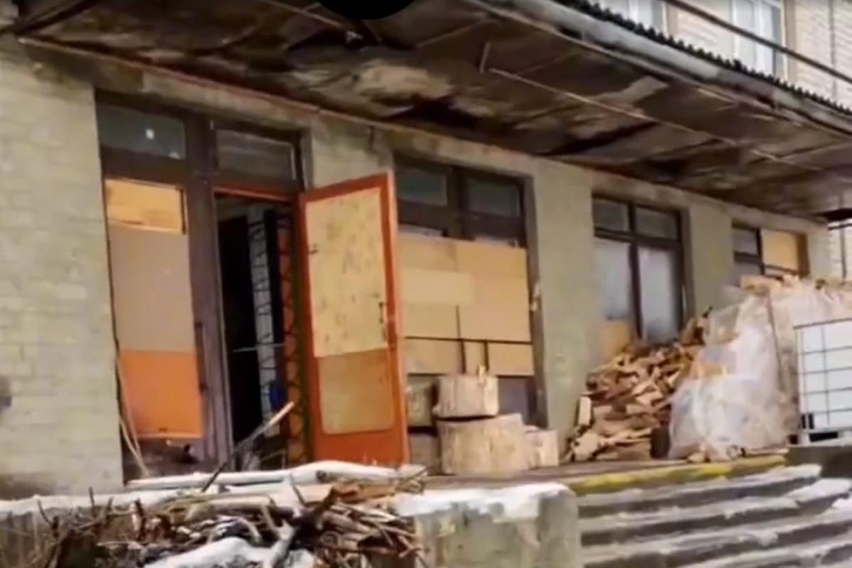 Как выглядит одна из школ Лисичанска после прихода "русского мира"