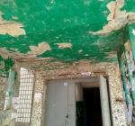 У 9-му кварталі Луганська підвали затоплені нечистотами 1,5 року. Є ризик аварійного вимкнення світла, будинки тріскаються. Окупаційні "комунальники" не працюють.