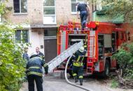 В Киеве в результате пожара в жилом доме погибла женщина
