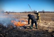 Окупаційна влада безсила: Старобільськ охоплений пожежею, люди самі рятують оселі